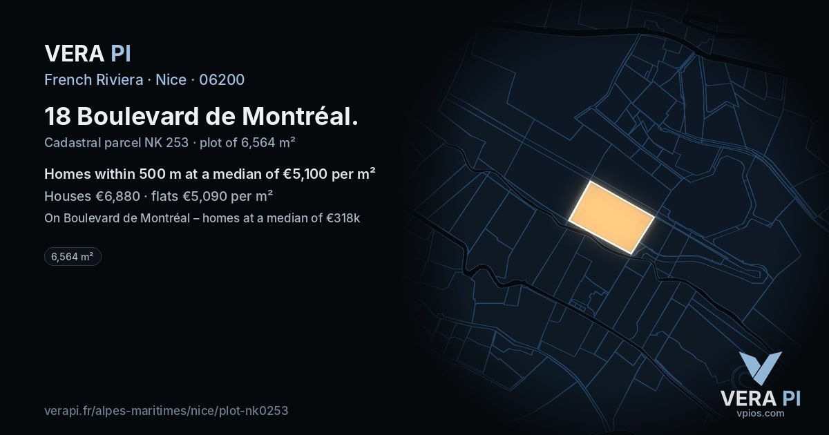18 Boulevard de Montréal, Nice at night – the plot lit, the parcels around coloured by the prices near them