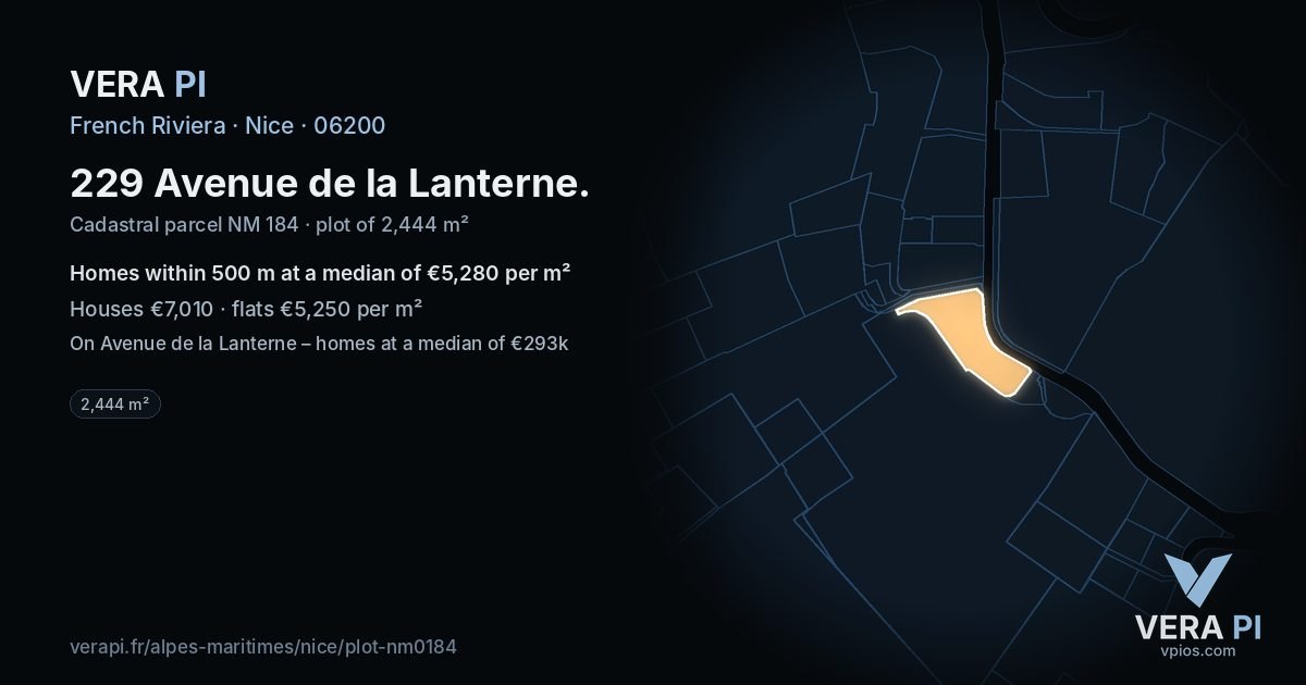 229 Avenue de la Lanterne, Nice at night – the plot lit, the parcels around coloured by the prices near them
