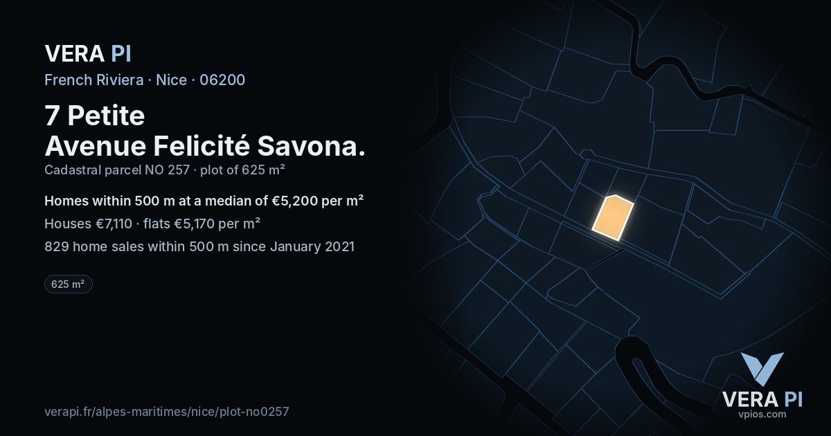 7 Petite Avenue Felicité Savona, Nice at night – the plot lit, the parcels around coloured by the prices near them