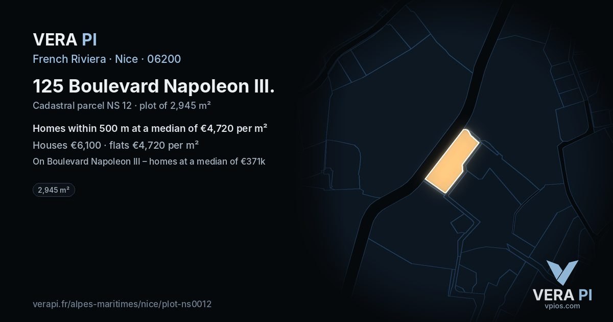 125 Boulevard Napoleon III, Nice at night – the plot lit, the parcels around coloured by the prices near them