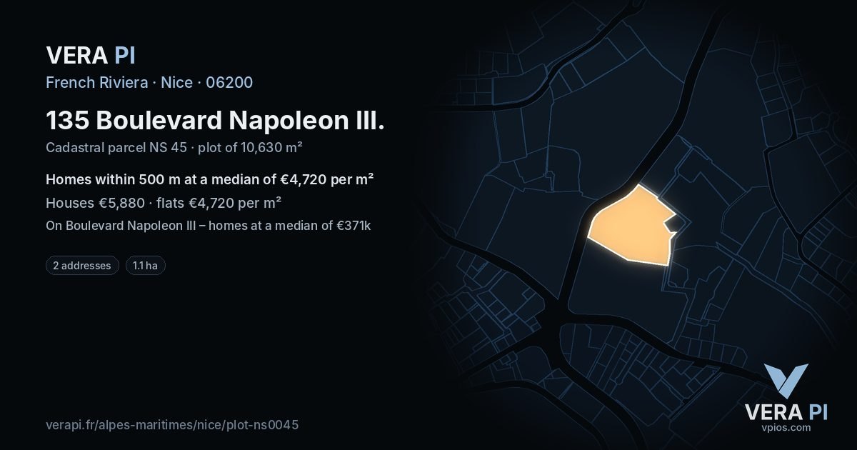 135 Boulevard Napoleon III, Nice at night – the plot lit, the parcels around coloured by the prices near them