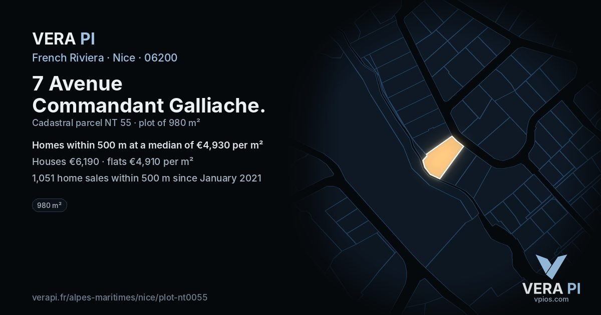 7 Avenue Commandant Galliache, Nice at night – the plot lit, the parcels around coloured by the prices near them