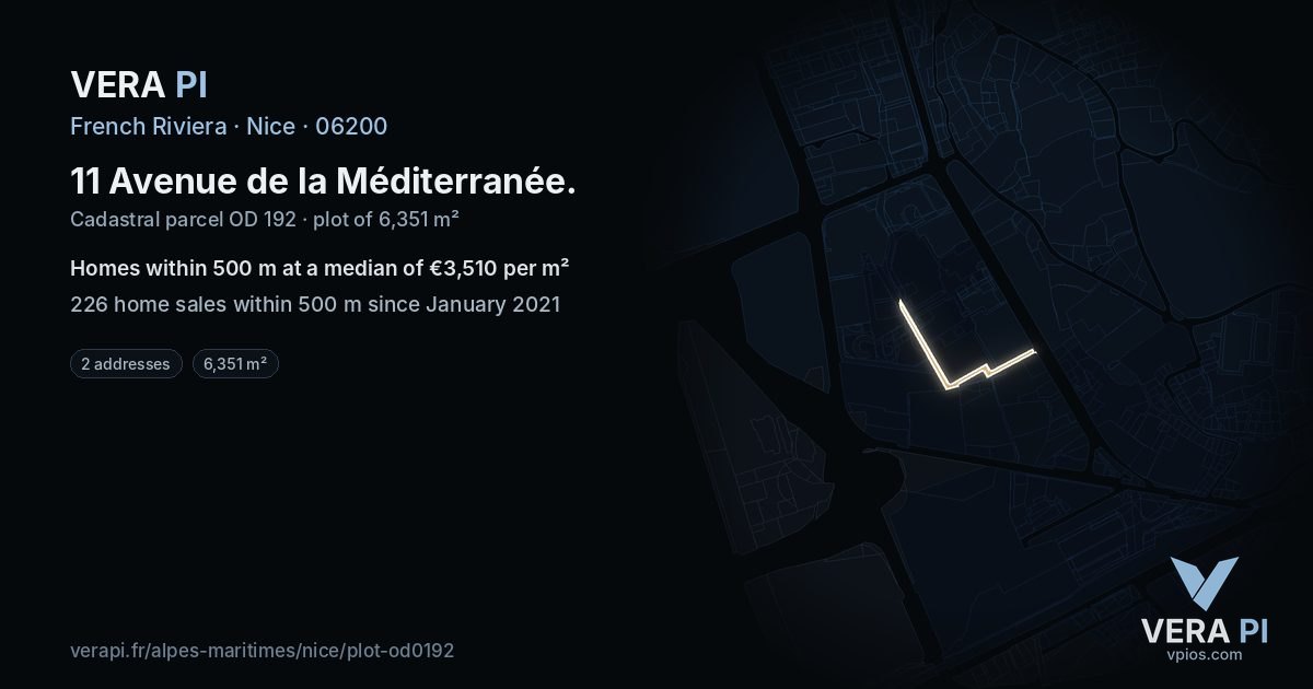 11 Avenue de la Méditerranée, Nice at night – the plot lit, the parcels around coloured by the prices near them