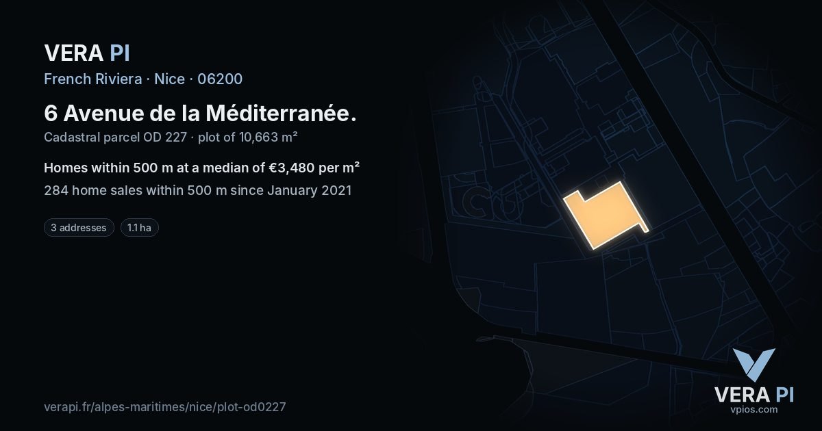6 Avenue de la Méditerranée, Nice at night – the plot lit, the parcels around coloured by the prices near them