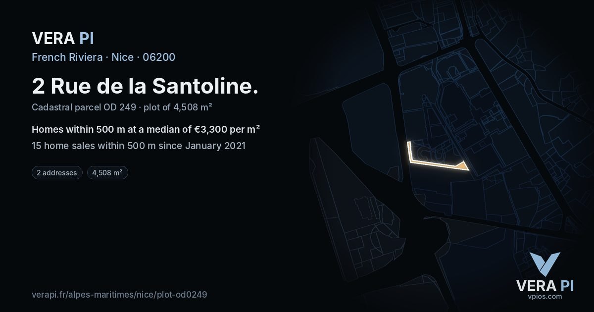 2 Rue de la Santoline, Nice at night – the plot lit, the parcels around coloured by the prices near them