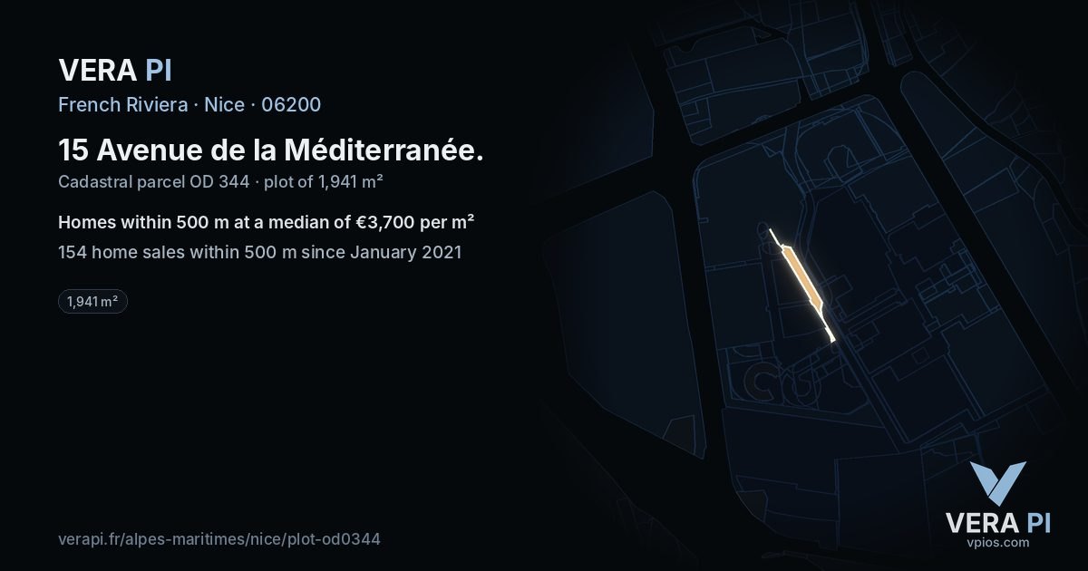 15 Avenue de la Méditerranée, Nice at night – the plot lit, the parcels around coloured by the prices near them