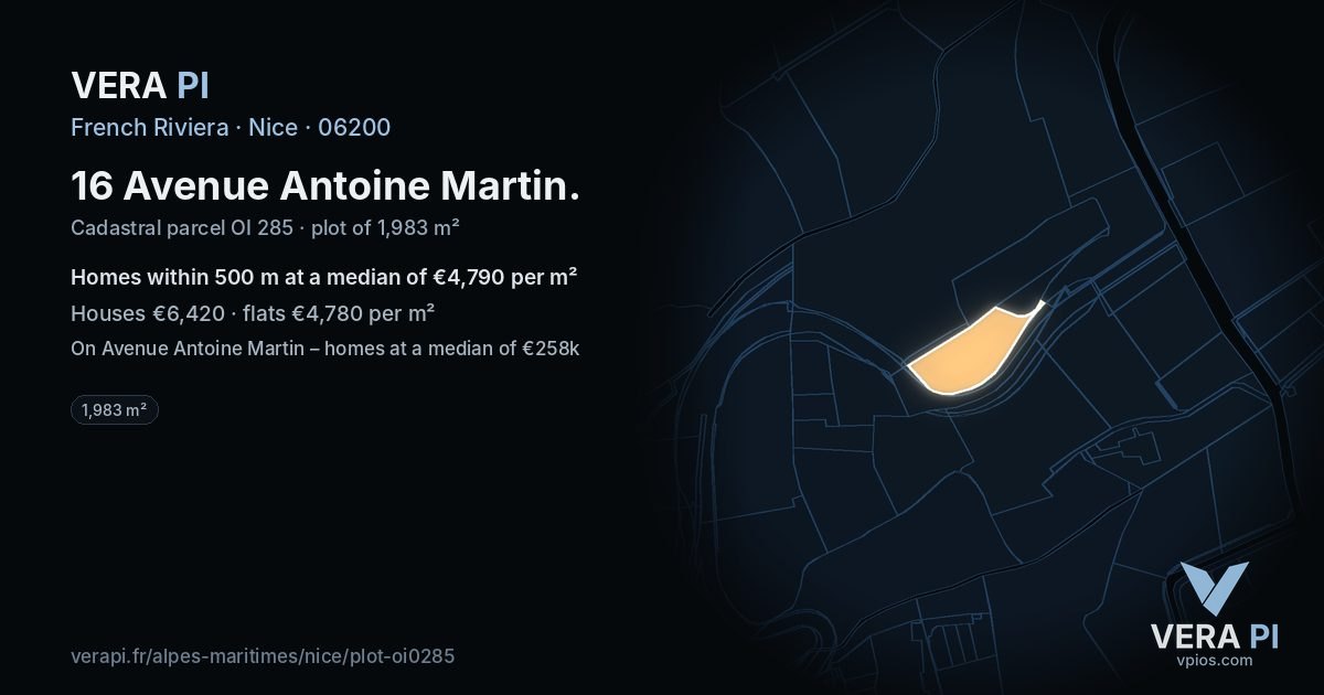 16 Avenue Antoine Martin, Nice at night – the plot lit, the parcels around coloured by the prices near them