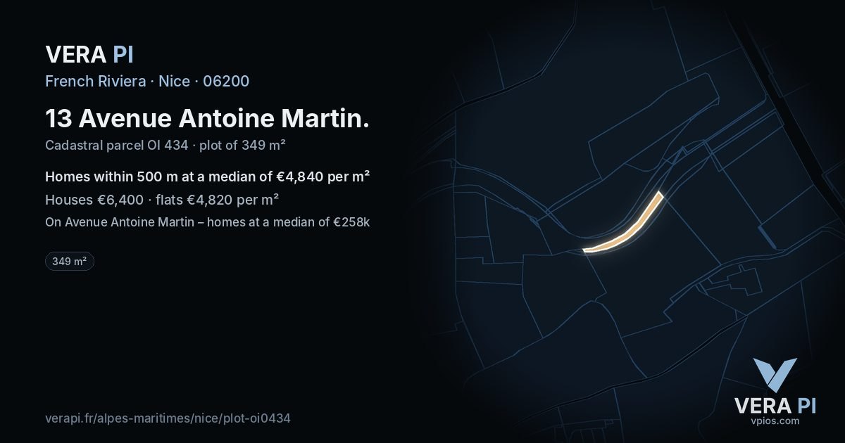 13 Avenue Antoine Martin, Nice at night – the plot lit, the parcels around coloured by the prices near them