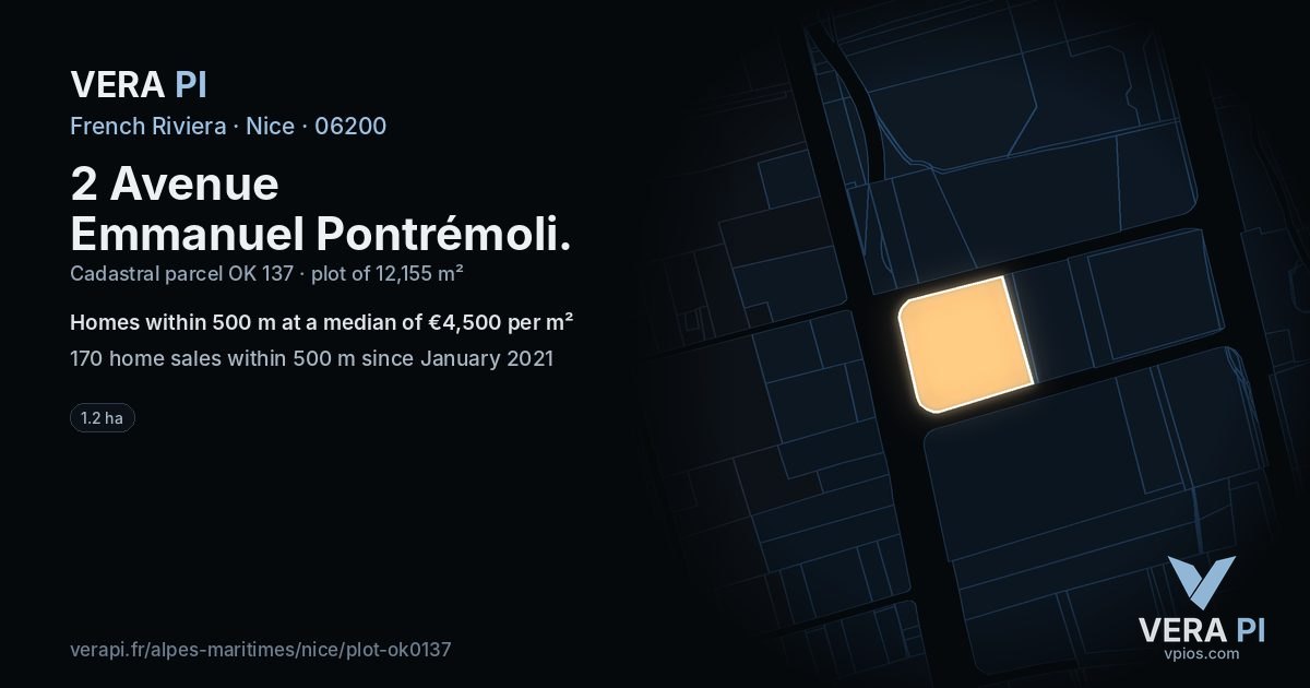 2 Avenue Emmanuel Pontrémoli, Nice at night – the plot lit, the parcels around coloured by the prices near them
