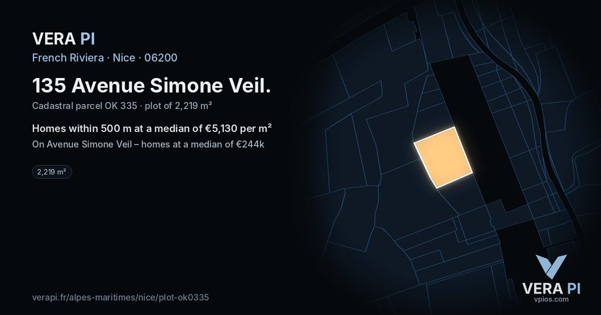 135 Avenue Simone Veil, Nice at night – the plot lit, the parcels around coloured by the prices near them