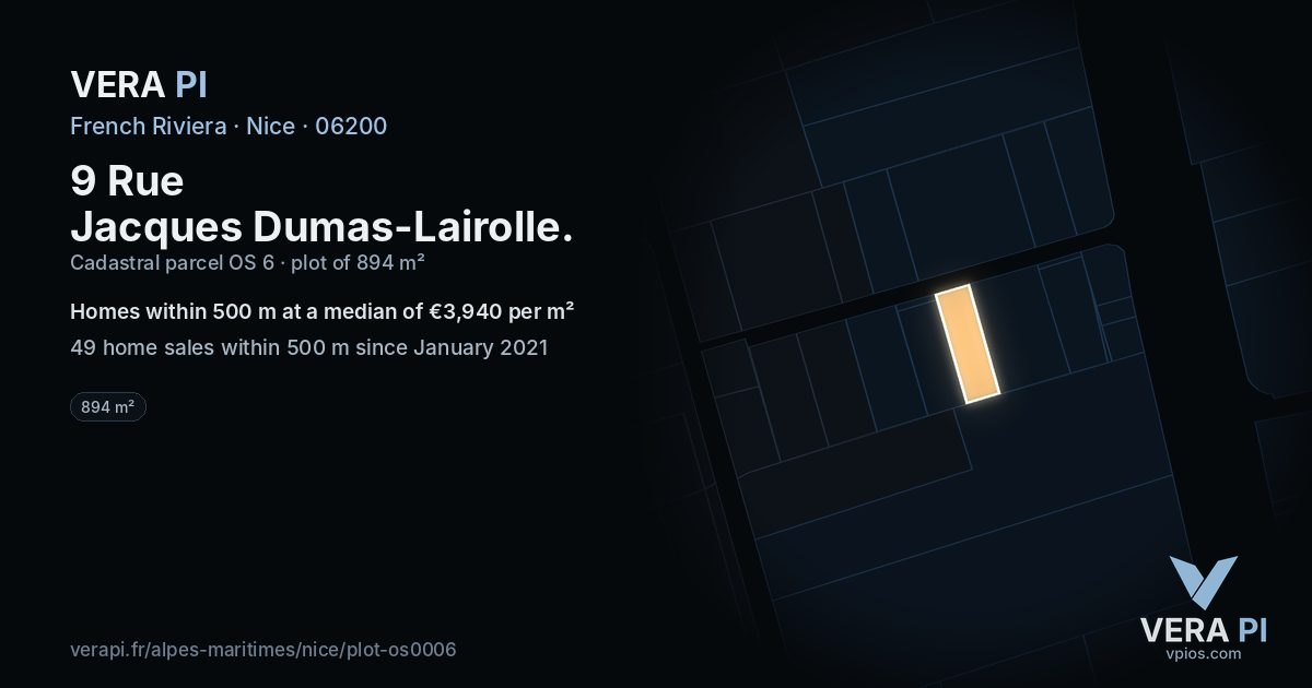 9 Rue Jacques Dumas-Lairolle, Nice at night – the plot lit, the parcels around coloured by the prices near them