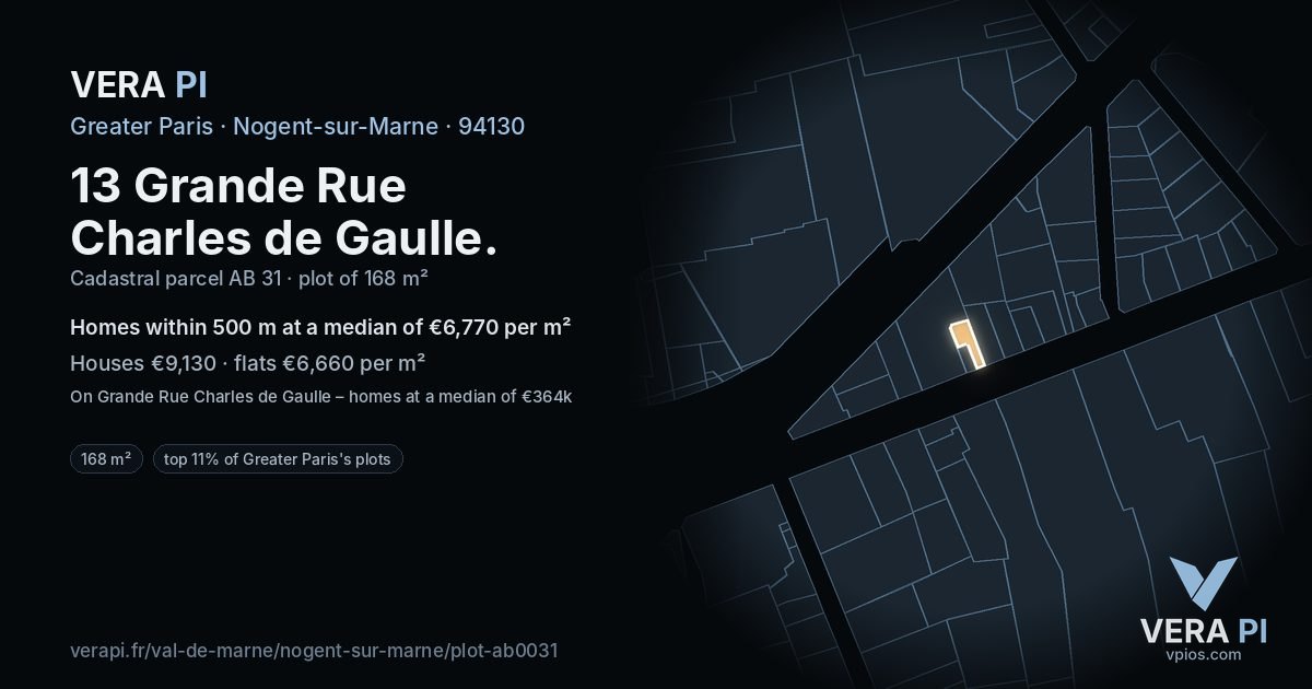 13 Grande Rue Charles de Gaulle, Nogent-sur-Marne at night – the plot lit, the parcels around coloured by the prices near them