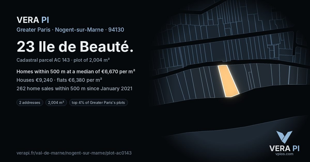 23 Ile de Beauté, Nogent-sur-Marne at night – the plot lit, the parcels around coloured by the prices near them
