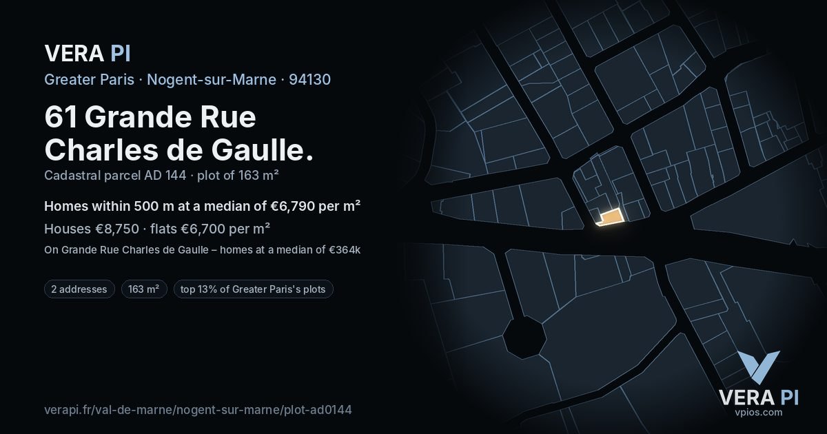 61 Grande Rue Charles de Gaulle, Nogent-sur-Marne at night – the plot lit, the parcels around coloured by the prices near them