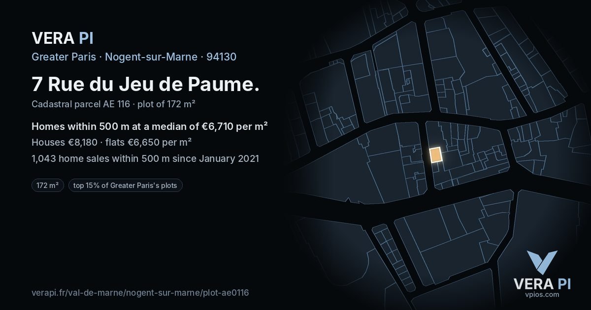 7 Rue du Jeu de Paume, Nogent-sur-Marne at night – the plot lit, the parcels around coloured by the prices near them