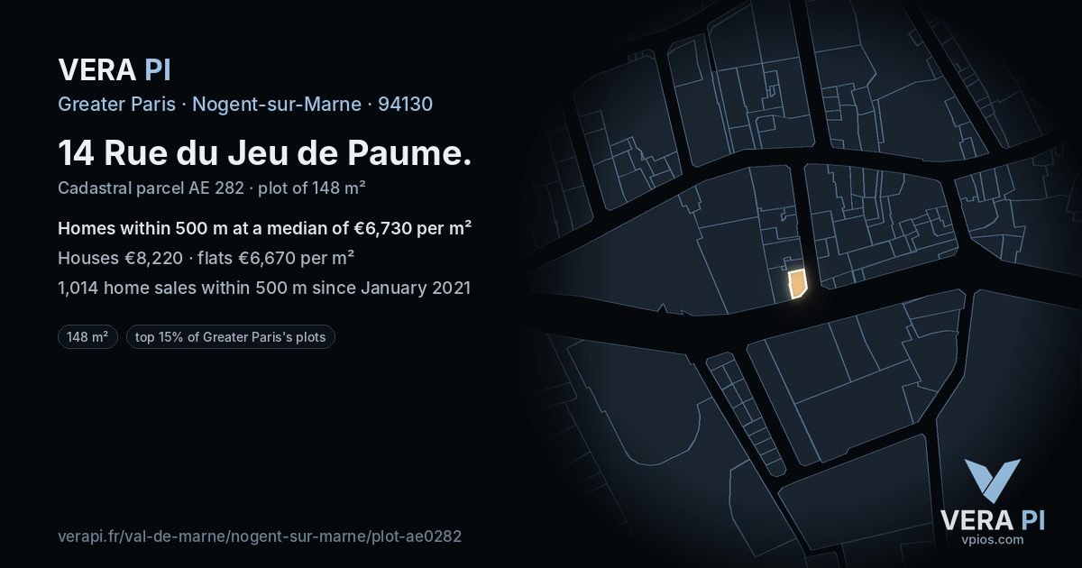 14 Rue du Jeu de Paume, Nogent-sur-Marne at night – the plot lit, the parcels around coloured by the prices near them