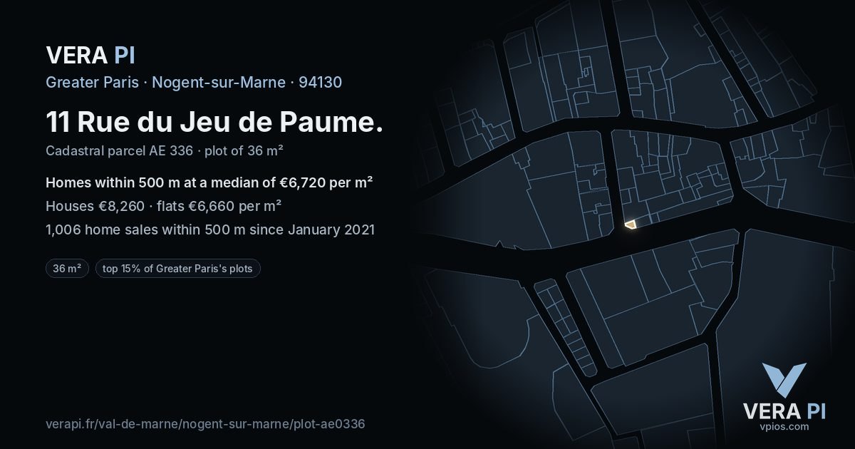 11 Rue du Jeu de Paume, Nogent-sur-Marne at night – the plot lit, the parcels around coloured by the prices near them