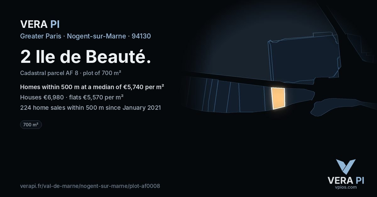 2 Ile de Beauté, Nogent-sur-Marne at night – the plot lit, the parcels around coloured by the prices near them