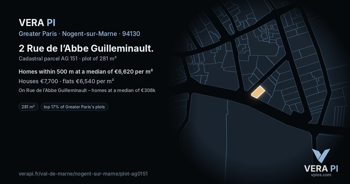 2 Rue de l’Abbe Guilleminault, Nogent-sur-Marne at night – the plot lit, the parcels around coloured by the prices near them