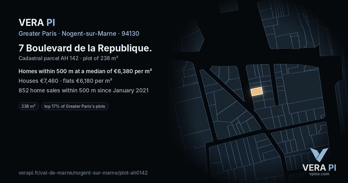 7 Boulevard de la Republique, Nogent-sur-Marne at night – the plot lit, the parcels around coloured by the prices near them