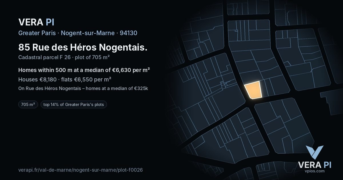 85 Rue des Héros Nogentais, Nogent-sur-Marne at night – the plot lit, the parcels around coloured by the prices near them