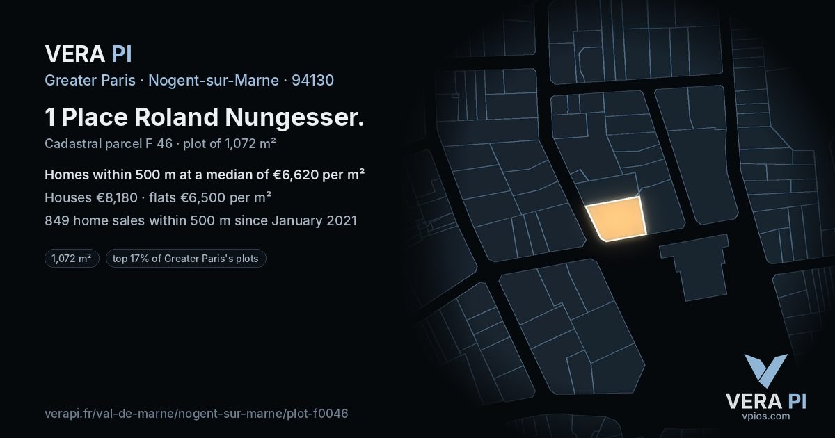 1 Place Roland Nungesser, Nogent-sur-Marne at night – the plot lit, the parcels around coloured by the prices near them