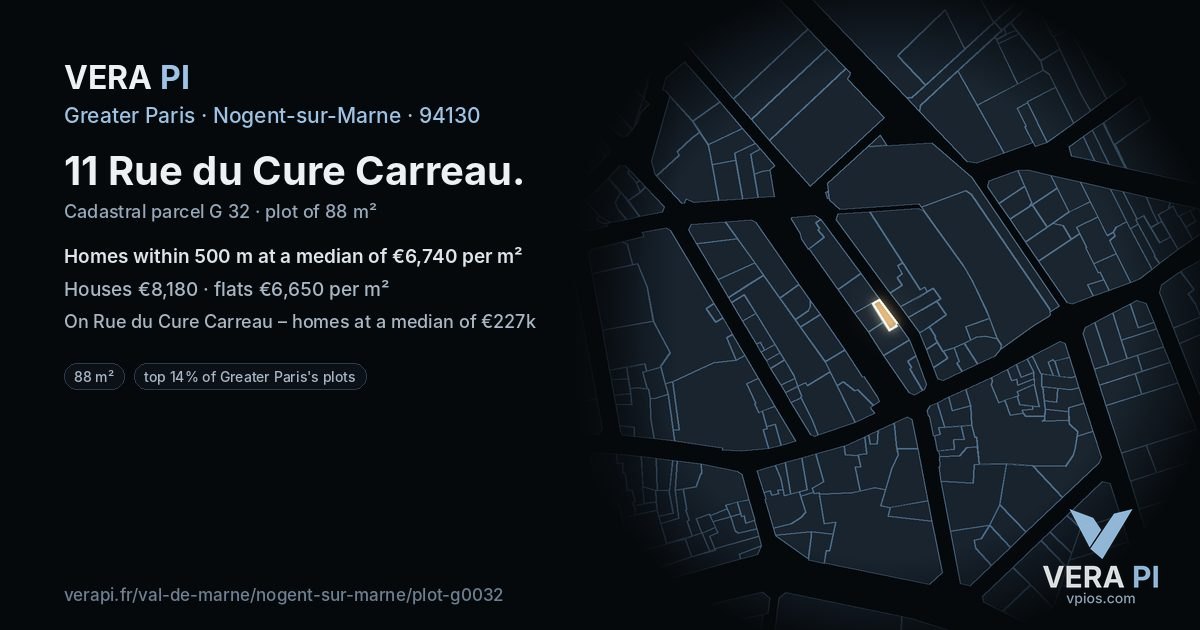 11 Rue du Cure Carreau, Nogent-sur-Marne at night – the plot lit, the parcels around coloured by the prices near them