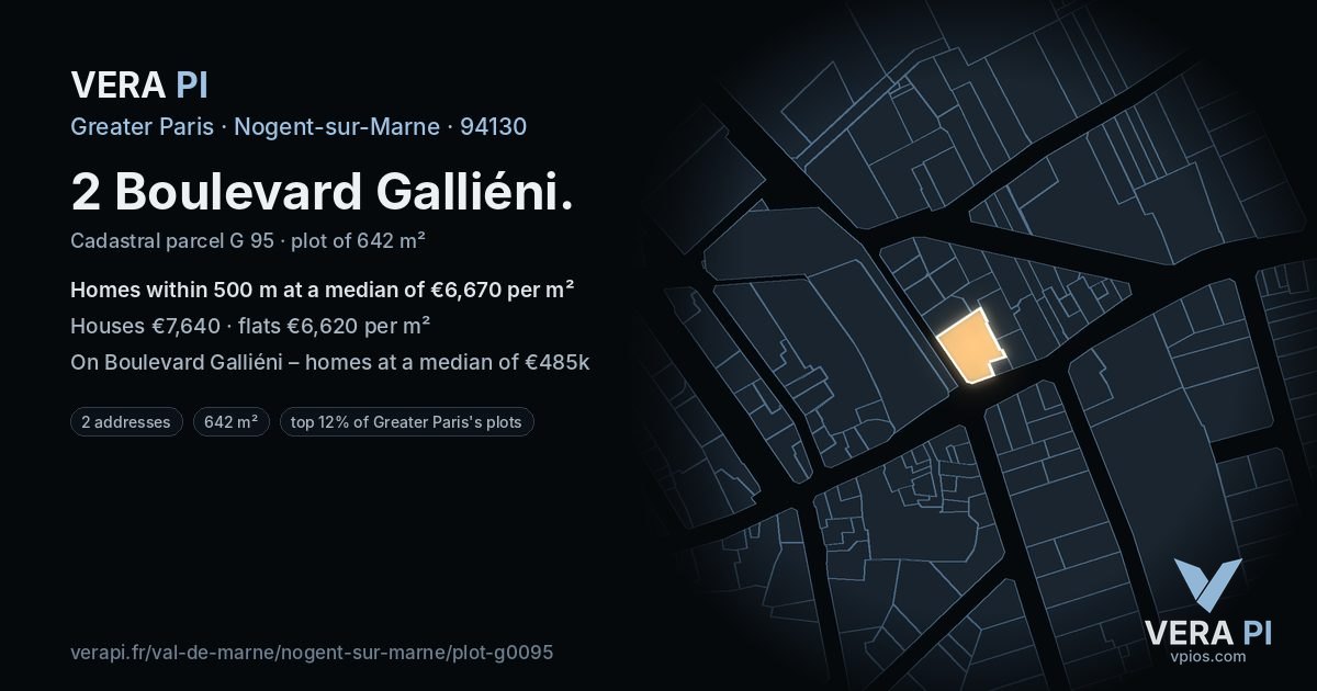 2 Boulevard Galliéni, Nogent-sur-Marne at night – the plot lit, the parcels around coloured by the prices near them