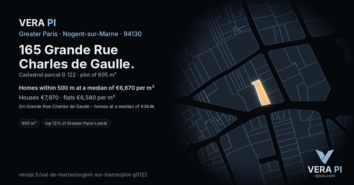 165 Grande Rue Charles de Gaulle, Nogent-sur-Marne at night – the plot lit, the parcels around coloured by the prices near them