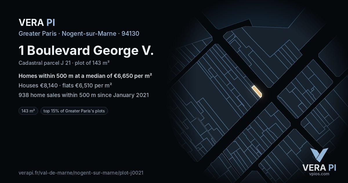 1 Boulevard George V, Nogent-sur-Marne at night – the plot lit, the parcels around coloured by the prices near them