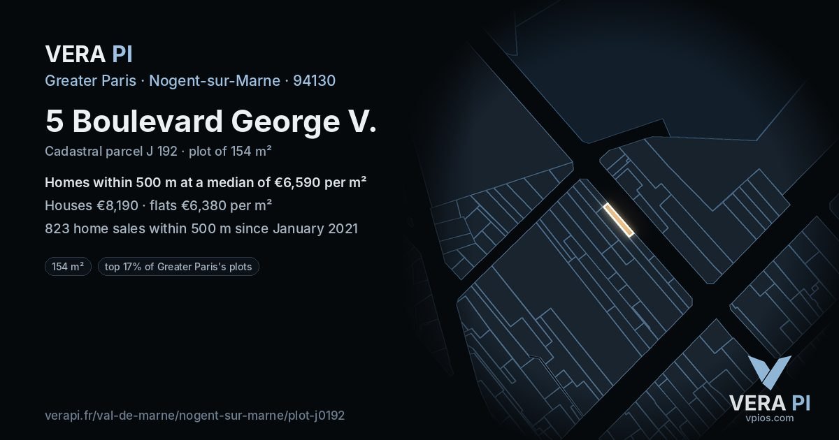 5 Boulevard George V, Nogent-sur-Marne at night – the plot lit, the parcels around coloured by the prices near them