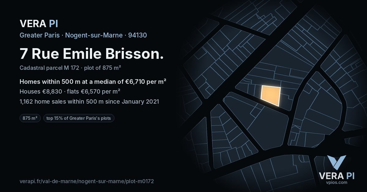 7 Rue Emile Brisson, Nogent-sur-Marne at night – the plot lit, the parcels around coloured by the prices near them