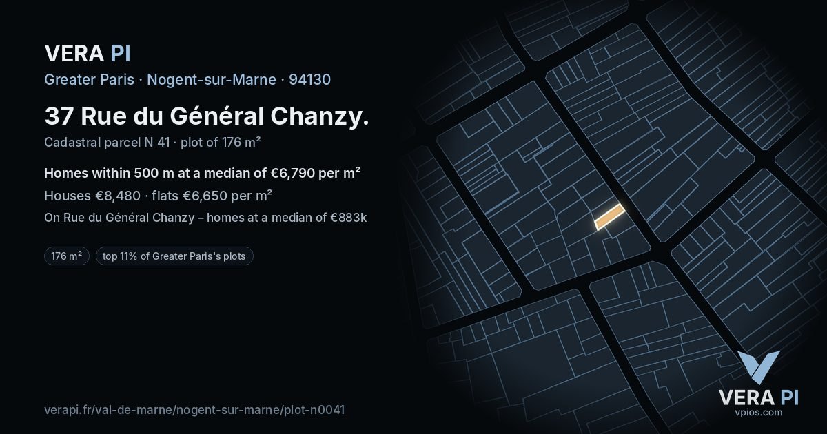 37 Rue du Général Chanzy, Nogent-sur-Marne at night – the plot lit, the parcels around coloured by the prices near them
