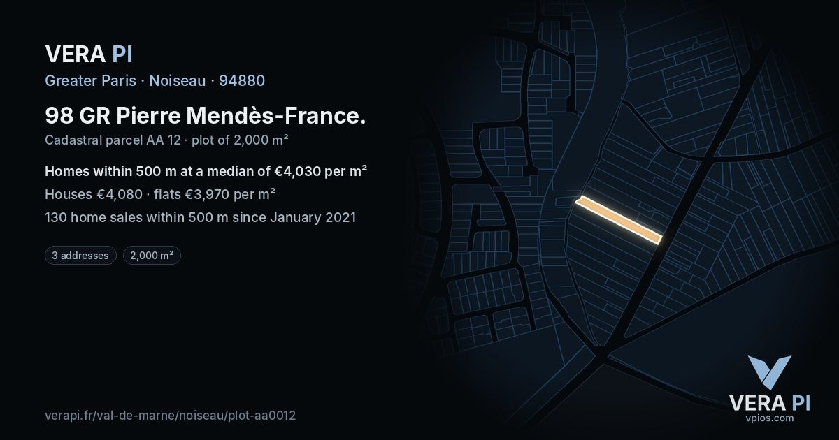 98 GR Pierre Mendès-France, Noiseau at night – the plot lit, the parcels around coloured by the prices near them