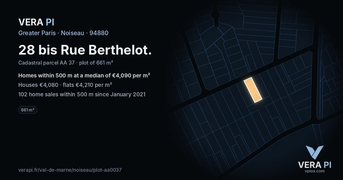 28 bis Rue Berthelot, Noiseau at night – the plot lit, the parcels around coloured by the prices near them