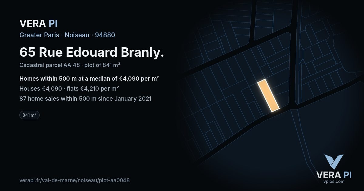 65 Rue Edouard Branly, Noiseau at night – the plot lit, the parcels around coloured by the prices near them
