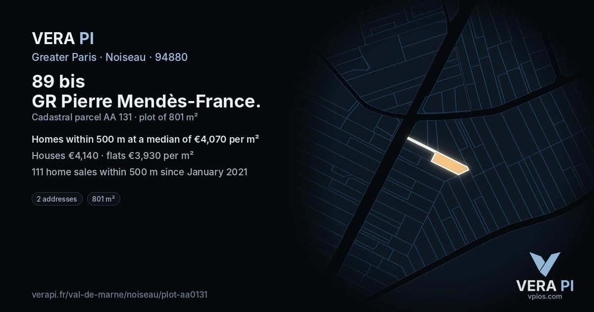 89 bis GR Pierre Mendès-France, Noiseau at night – the plot lit, the parcels around coloured by the prices near them