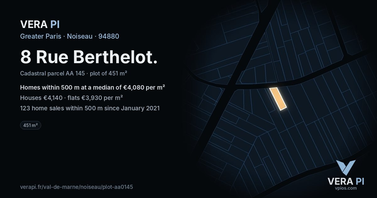 8 Rue Berthelot, Noiseau at night – the plot lit, the parcels around coloured by the prices near them