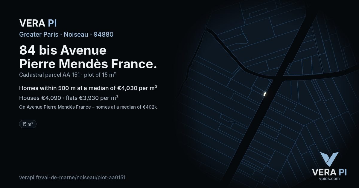 84 bis Avenue Pierre Mendès France, Noiseau at night – the plot lit, the parcels around coloured by the prices near them