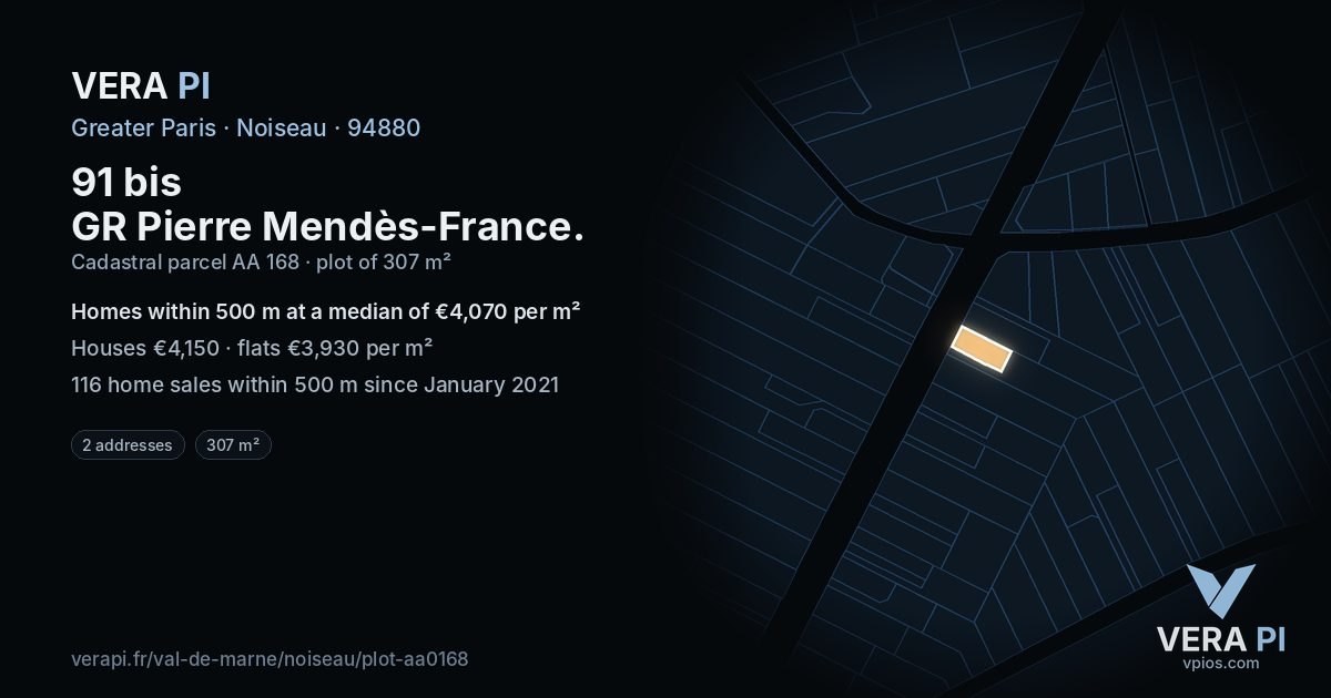 91 bis GR Pierre Mendès-France, Noiseau at night – the plot lit, the parcels around coloured by the prices near them