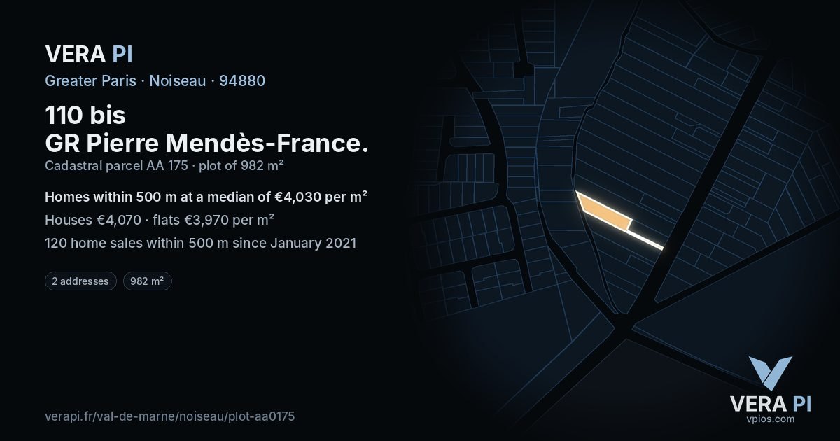 110 bis GR Pierre Mendès-France, Noiseau at night – the plot lit, the parcels around coloured by the prices near them