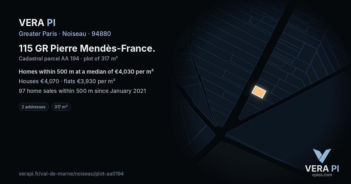 115 GR Pierre Mendès-France, Noiseau at night – the plot lit, the parcels around coloured by the prices near them