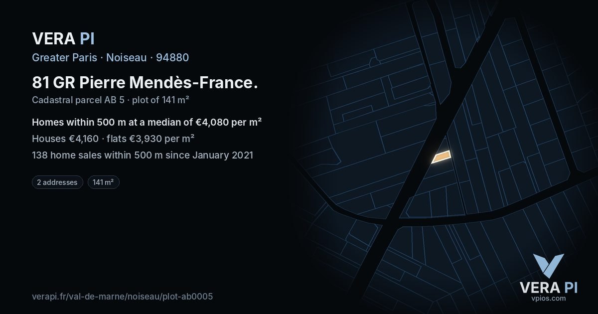 81 GR Pierre Mendès-France, Noiseau at night – the plot lit, the parcels around coloured by the prices near them