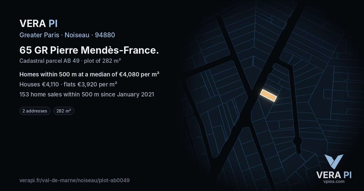65 GR Pierre Mendès-France, Noiseau at night – the plot lit, the parcels around coloured by the prices near them
