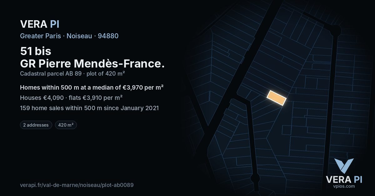 51 bis GR Pierre Mendès-France, Noiseau at night – the plot lit, the parcels around coloured by the prices near them