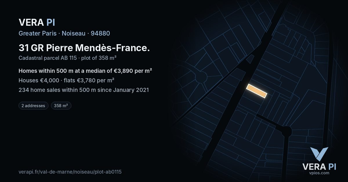 31 GR Pierre Mendès-France, Noiseau at night – the plot lit, the parcels around coloured by the prices near them
