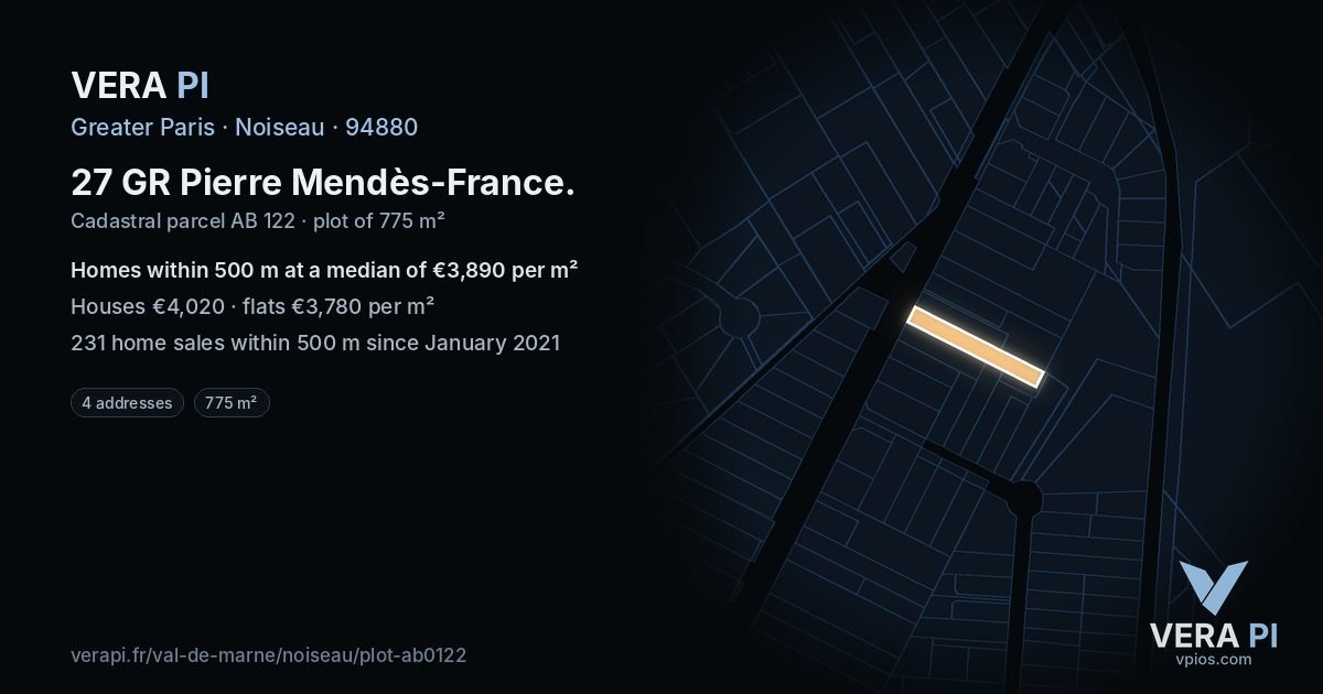 27 GR Pierre Mendès-France, Noiseau at night – the plot lit, the parcels around coloured by the prices near them