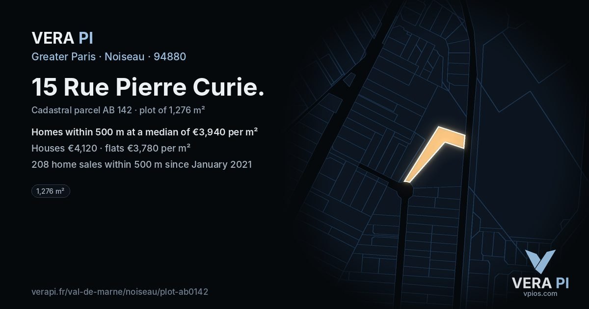 15 Rue Pierre Curie, Noiseau at night – the plot lit, the parcels around coloured by the prices near them