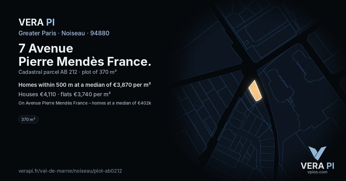 7 Avenue Pierre Mendès France, Noiseau at night – the plot lit, the parcels around coloured by the prices near them