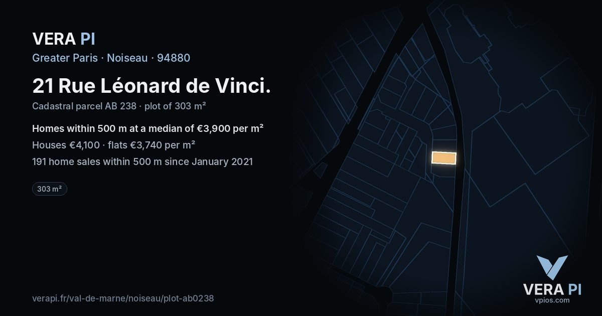 21 Rue Léonard de Vinci, Noiseau at night – the plot lit, the parcels around coloured by the prices near them